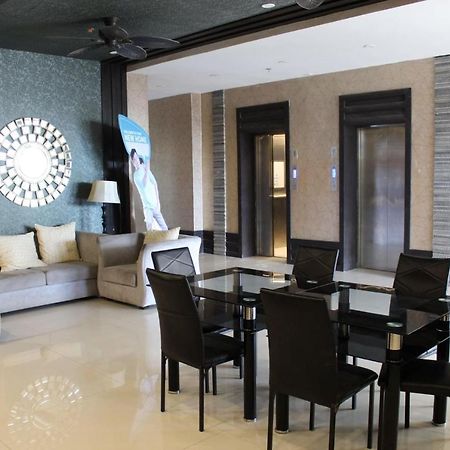 Luxanos Condo Place- San Marino Cebu Eksteriør bilde